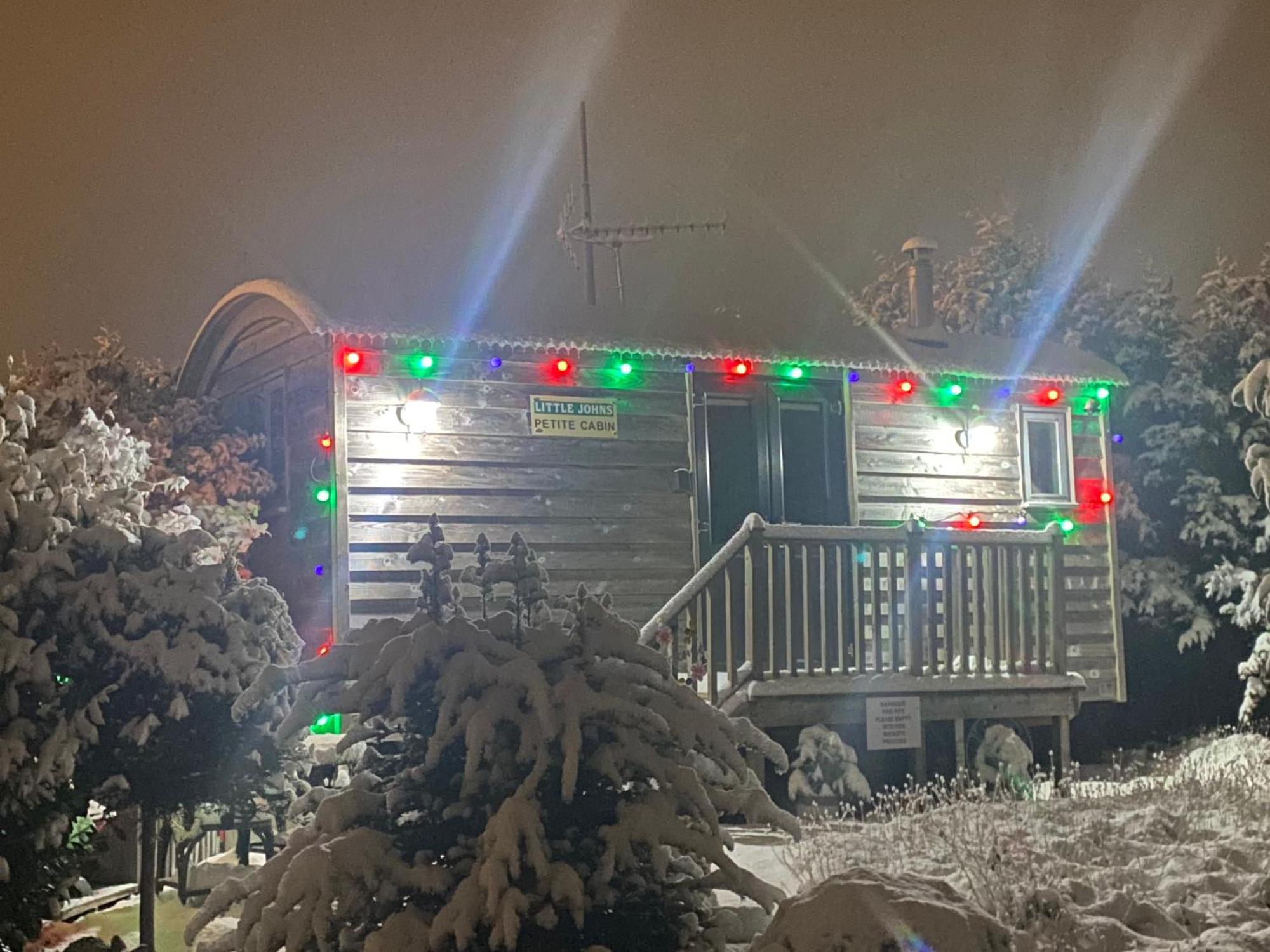 The Little John Petite Cosy Log Cabin - Sleeps 2, Great For Romantic Breaks, Couples, Single Guests, Near Sherwood Forest At Fairview Farm, Nottingham Set In 88 Acres Blidworth Bagian luar foto