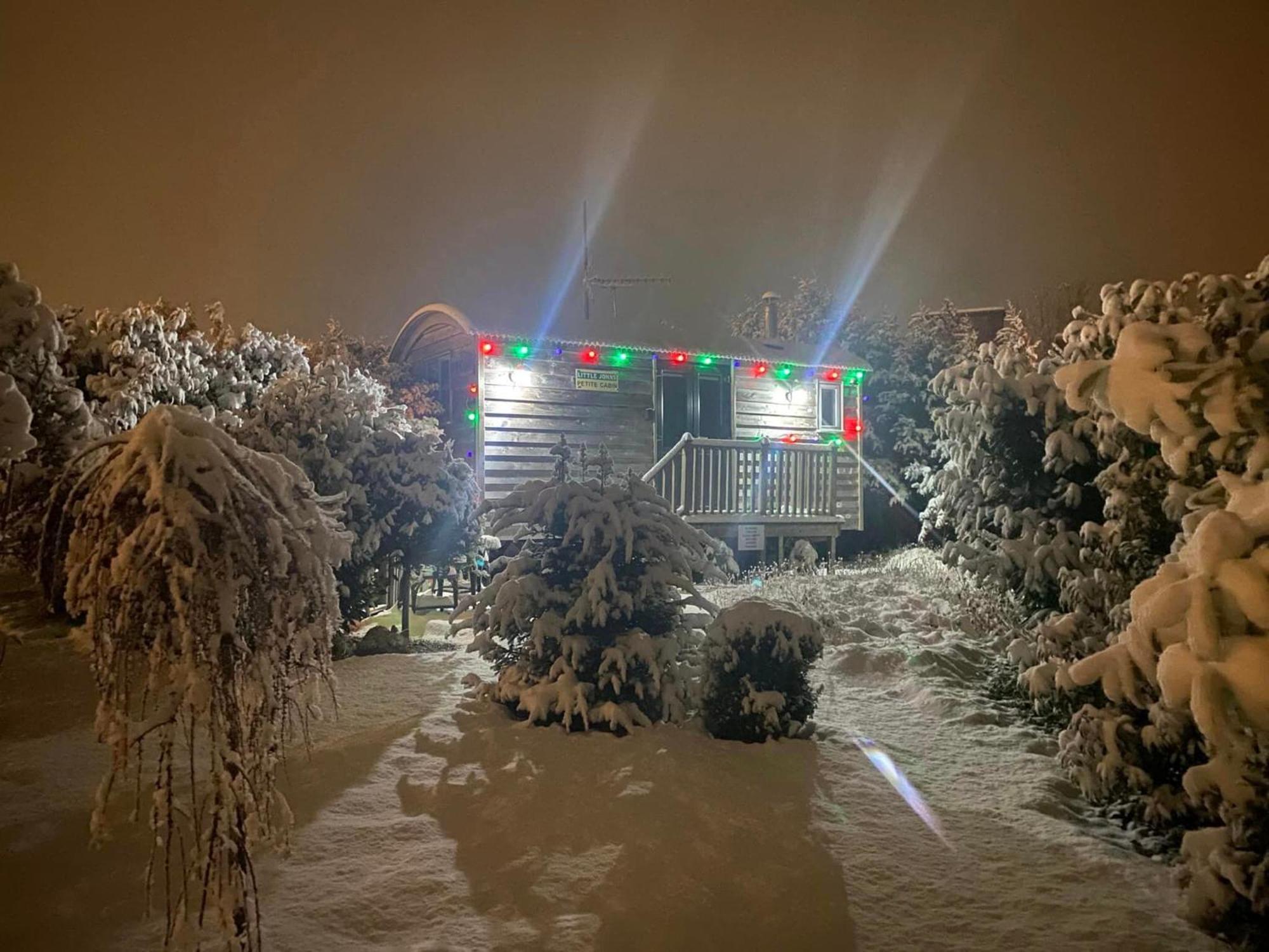 The Little John Petite Cosy Log Cabin - Sleeps 2, Great For Romantic Breaks, Couples, Single Guests, Near Sherwood Forest At Fairview Farm, Nottingham Set In 88 Acres Blidworth Bagian luar foto