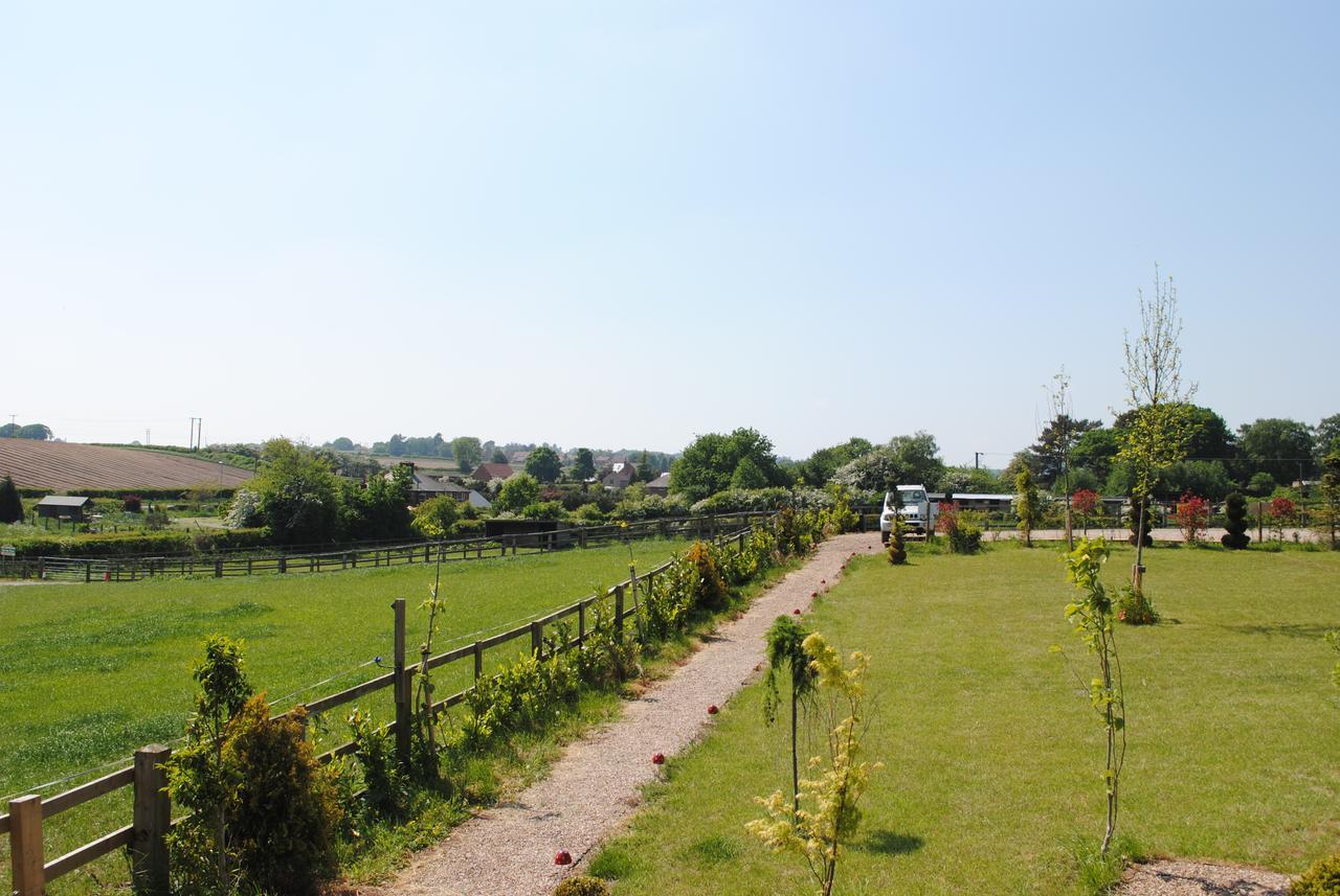 The Little John Petite Cosy Log Cabin - Sleeps 2 Near Sherwood Forest At Fairview Farm Nottingham Set In 88 Acres Villa Blidworth Bagian luar foto